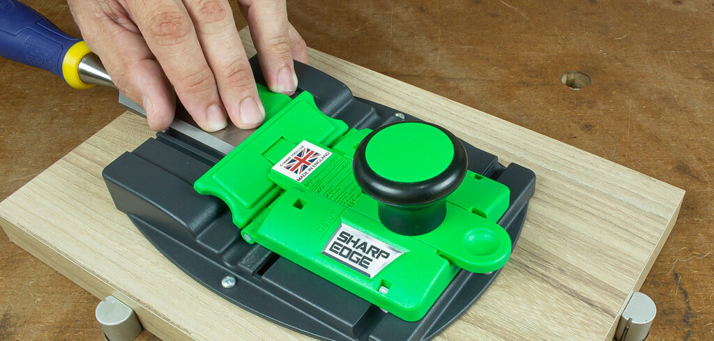 O Gabarito de Afiação – G-Sharp Tools é ideal para quem está começando na marcenaria e não tem tempo de afiar