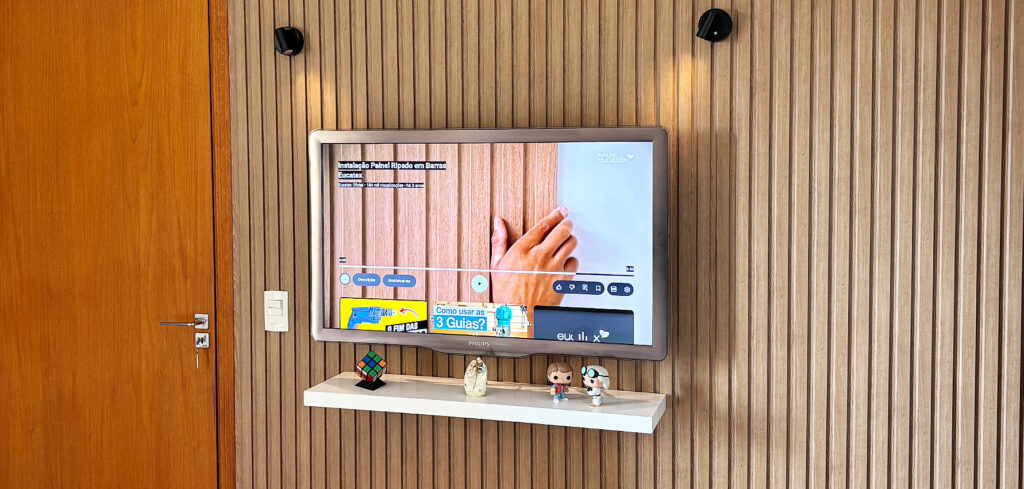 Olha como ficou bonito a parede com a aplicação do Ripado Eucatex